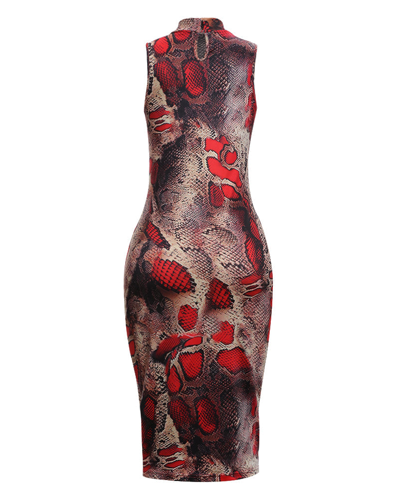 Allover Print Form Fitted Sleeveless Midi Dress