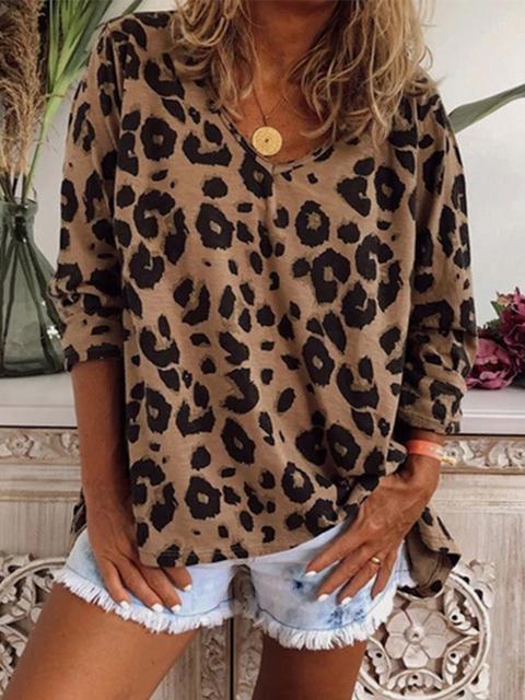 Leopard Print Loose V-neck Long Sleeved Top