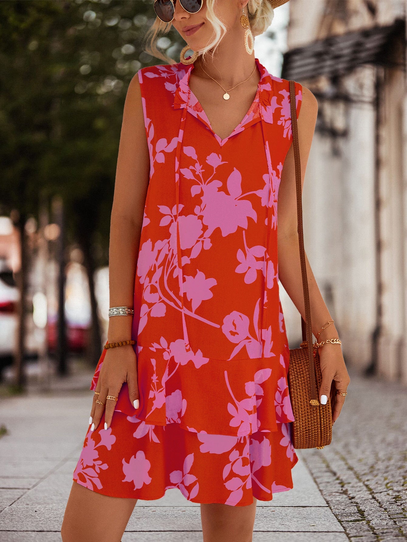 Casual Sleeveless V-Neck Floral Print Mini Dress