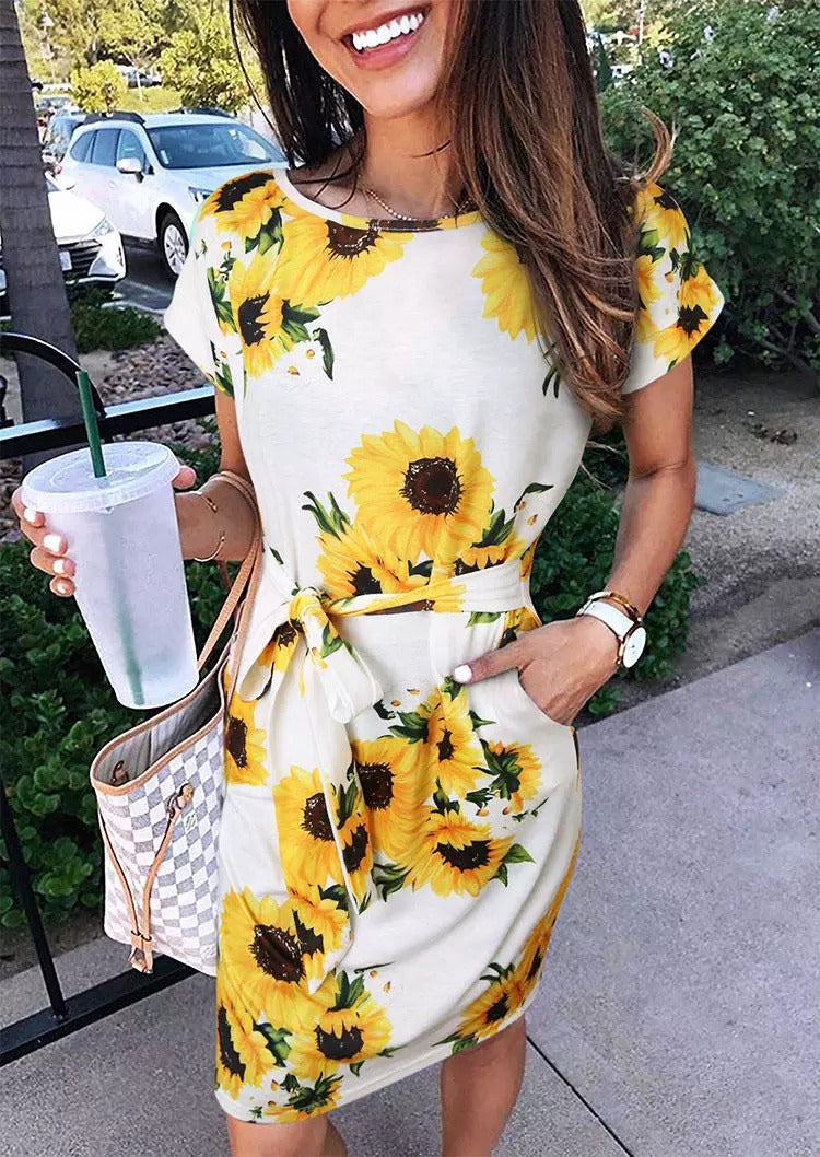 Wrap Front Floral Printed Short Sleeve Midi Dress