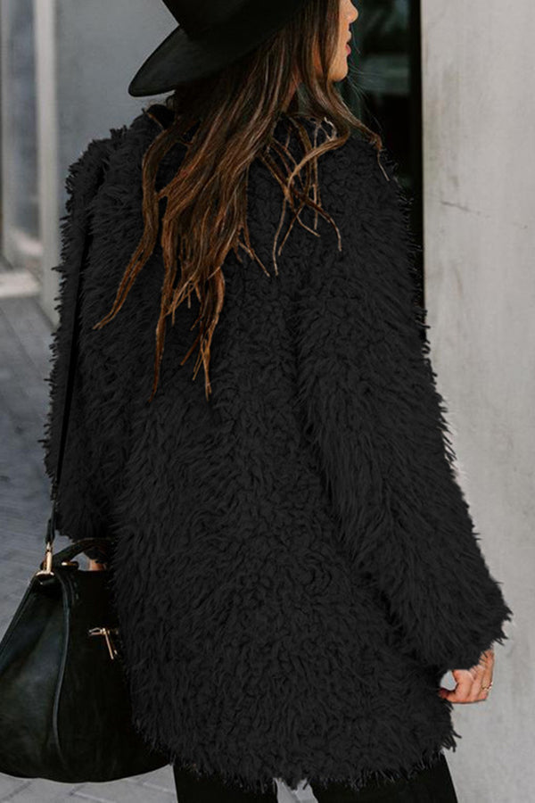 Gorgeous and Soft Pocketed Faux Fur Teddy Coat